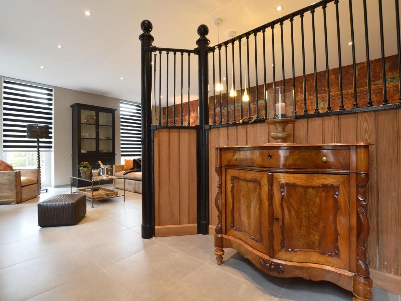 Splendid Ground Floor Apartment With Garden In The Very Center Of Spa Exterior photo